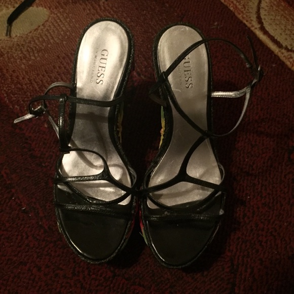 Sandals - Picture 3 of 8